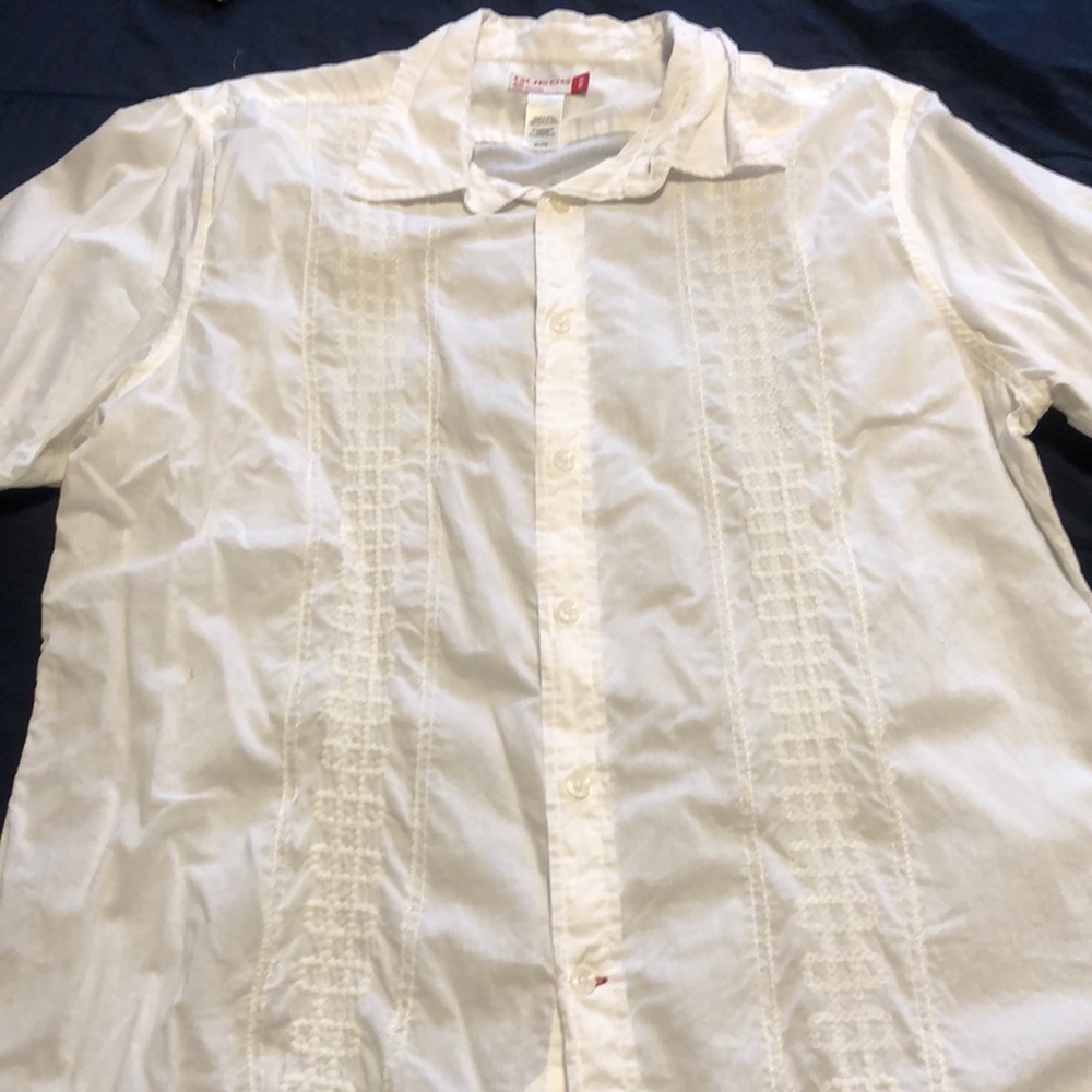 Tops - Picture 3 of 3